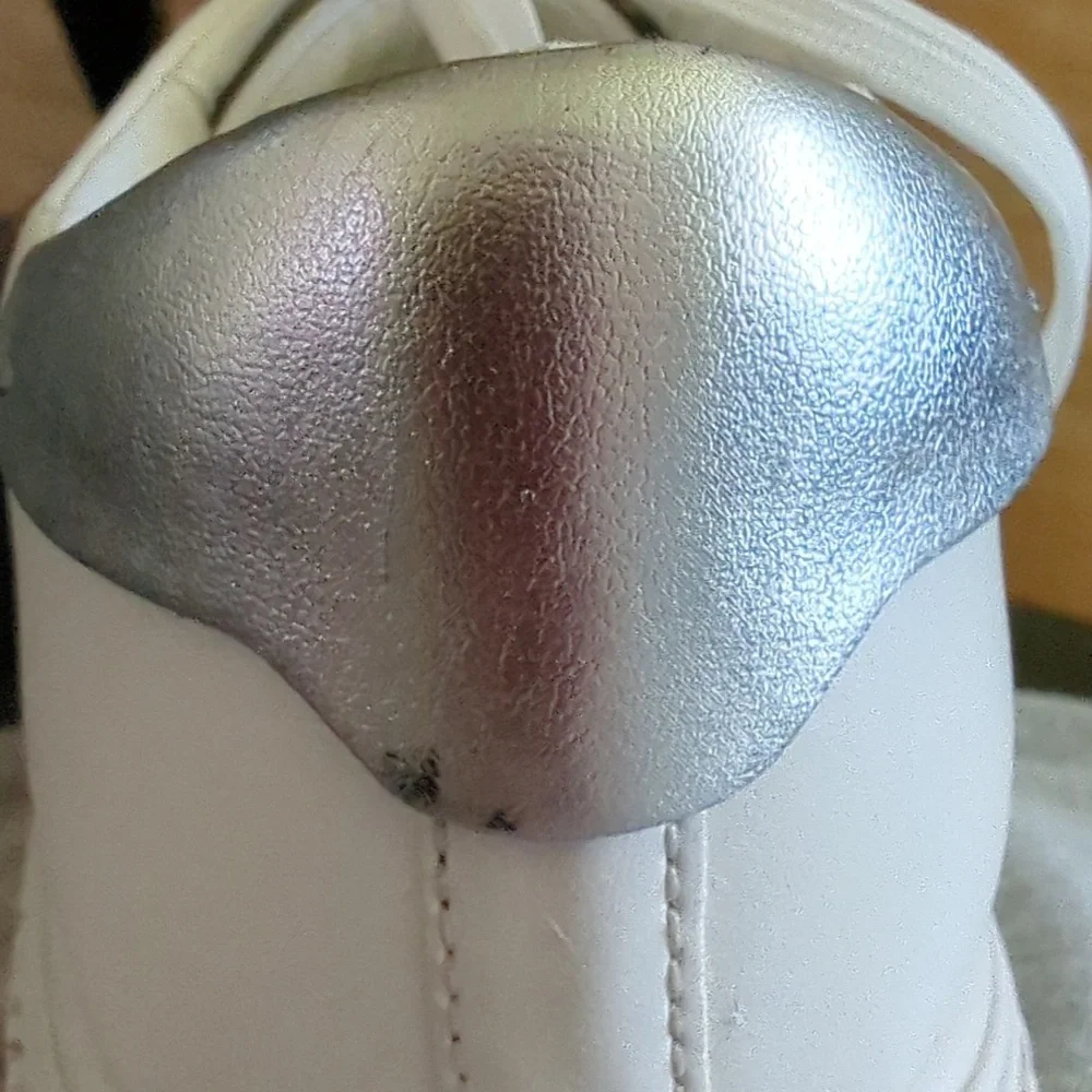 Michael Kors Sneakers Leather EUC Sz 6 White - Picture 8 of 12